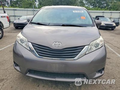 Piąte zdjęcie samochodu w środku: 2014 TOYOTA SIENNA LE VIN:5TDKK3DC6ES424585 - miniatura