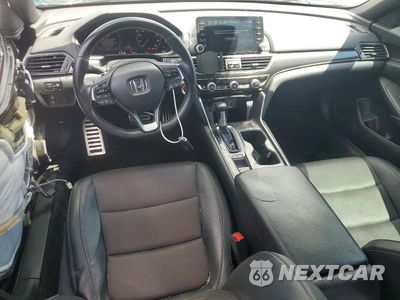 Zdjęcie 8 z 12 samochodu: 2018 HONDA ACCORD SPORT VIN:1HGCV1F30JA241897 - miniatura
