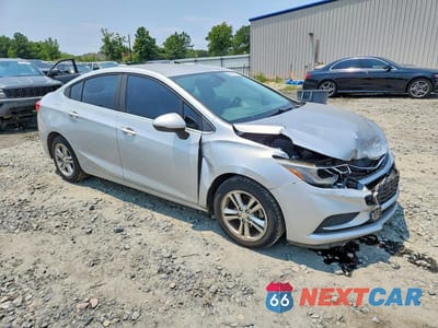 Czwarte zdjęcie samochodu z boku: 2016 CHEVROLET CRUZE LT VIN:1G1BE5SM6G7279455 - miniatura