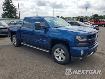 Czwarte zdjęcie samochodu z boku: 2017 CHEVROLET SILVERADO K1500 LT VIN:3GCUKREC0HG390463 - miniatura