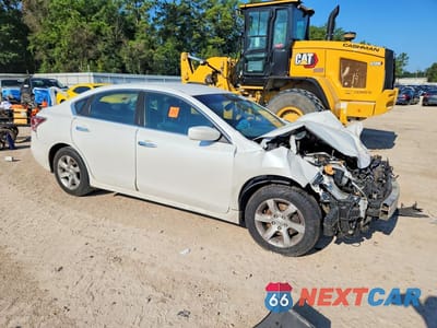 Czwarte zdjęcie samochodu z boku: 2016 NISSAN ALTIMA 2.5 S VIN:1N4AL3AP5GN340711 - miniatura