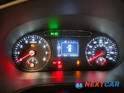 Zdjęcie 9 z 13 samochodu: 2017 KIA SORENTO LX VIN:5XYPG4A39HG296037 - miniatura