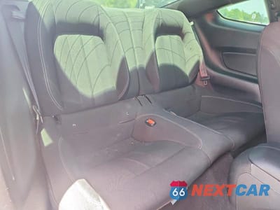 Zdjęcie 10 z 13 samochodu: 2021 FORD MUSTANG VIN:1FA6P8TH5M5127850 - miniatura