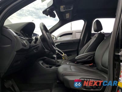 Zdjęcie 7 z 13 samochodu: 2019 BMW X1 SDRIVE28I VIN:WBXHU7C54K3H46515 - miniatura