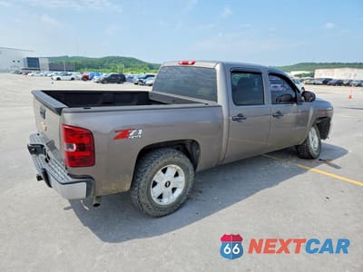 Trzecie zdjęcie samochodu z tyłu: 2012 CHEVROLET SILVERADO K1500 LT VIN:3GCPKSE7XCG263901 - miniatura