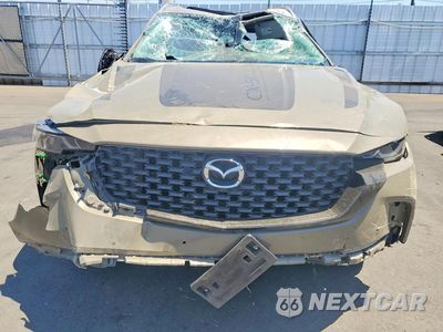 Piąte zdjęcie samochodu w środku: 2025 MAZDA CX-50 BASE VIN:7MMVABXY2SN313969 - miniatura