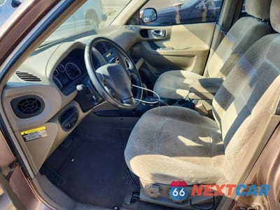Zdjęcie 7 z 12 samochodu: 2005 HYUNDAI SANTA FE GLS/LX VIN:KM8SC13E05U962226 - miniatura