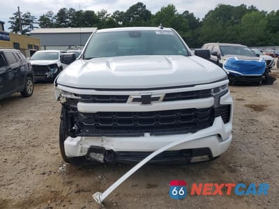 Piąte zdjęcie samochodu w środku: 2026 CHEVROLET SILVERADO K1500 RST VIN:3GCUKEEDXTG244291 - miniatura