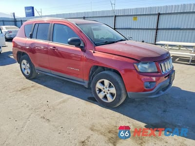Czwarte zdjęcie samochodu z boku: 2014 JEEP COMPASS SPORT VIN:1C4NJCBAXED832360 - miniatura