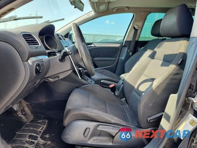 Zdjęcie 7 z 12 samochodu: 2013 VOLKSWAGEN GOLF VIN:WVWDB7AJXDW127515 - miniatura