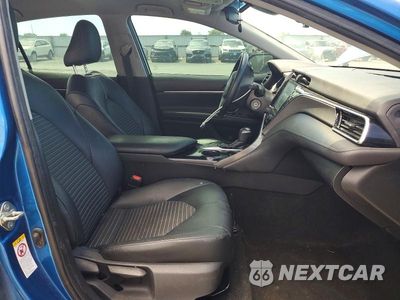 Zdjęcie 7 z 12 samochodu: 2018 TOYOTA CAMRY SE VIN:4T1B11HK3JU115053 - miniatura