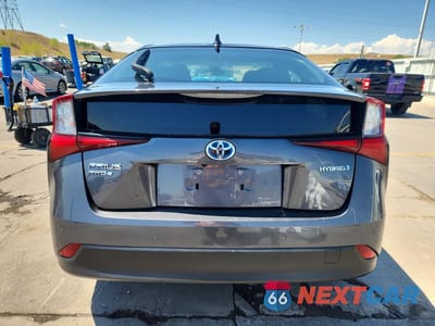 Zdjęcie 6 z 13 samochodu: 2020 TOYOTA PRIUS LE AWD-E VIN:JTDL9RFU9L3021255 - miniatura