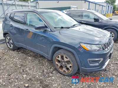 Czwarte zdjęcie samochodu z boku: 2018 JEEP COMPASS LIMITED VIN:3C4NJCCB0JT211558 - miniatura