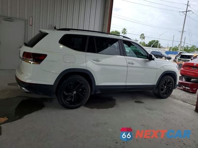 Trzecie zdjęcie samochodu z tyłu: 2022 VOLKSWAGEN ATLAS SE VIN:1V2WR2CA8NC509452 - miniatura