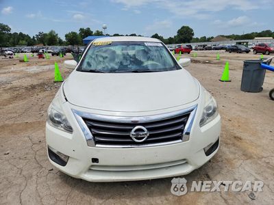 Piąte zdjęcie samochodu w środku: 2014 NISSAN ALTIMA 2.5 VIN:1N4AL3AP6EC411536 - miniatura