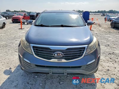 Piąte zdjęcie samochodu w środku: 2012 KIA SPORTAGE LX VIN:KNDPB3A25C7282948 - miniatura