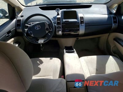 Zdjęcie 8 z 12 samochodu: 2005 TOYOTA PRIUS BASE VIN:JTDKB20U753097270 - miniatura