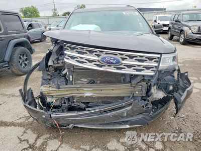 Piąte zdjęcie samochodu w środku: 2018 FORD EXPLORER XLT VIN:1FM5K7D82JGA64764 - miniatura