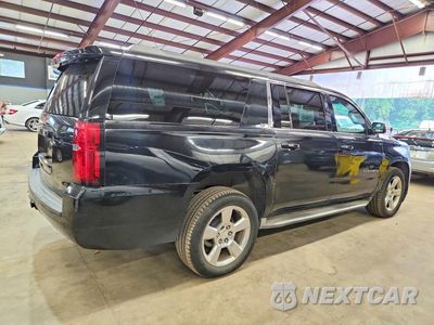 Trzecie zdjęcie samochodu z tyłu: 2015 CHEVROLET SUBURBAN K1500 LT VIN:1GNSKJKC8FR547643 - miniatura