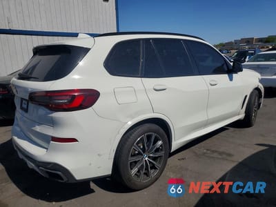 Trzecie zdjęcie samochodu z tyłu: 2022 BMW X5 M50I VIN:5UXJU4C08N9J65274 - miniatura