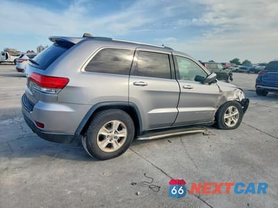 Trzecie zdjęcie samochodu z tyłu: 2015 JEEP GRAND CHEROKEE LAREDO VIN:1C4RJEAG7FC217579 - miniatura