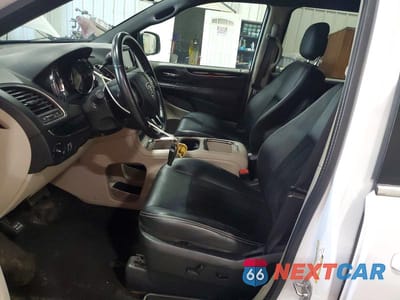 Zdjęcie 7 z 13 samochodu: 2017 DODGE GRAND CARAVAN SXT VIN:2C4RDGCG8HR783356 - miniatura