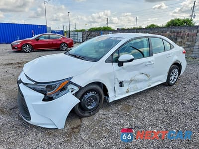 2024 TOYOTA COROLLA LE 5YFB4MDE3RP148303 - główne zdjęcie licytacji z USA - miniatura