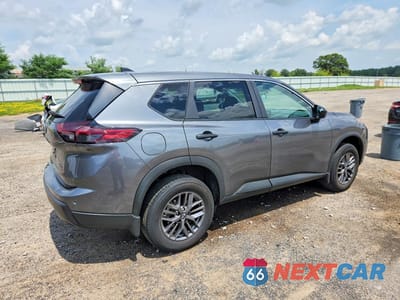 Trzecie zdjęcie samochodu z tyłu: 2026 NISSAN ROGUE S VIN:5N1BT3AB4TC679383 - miniatura