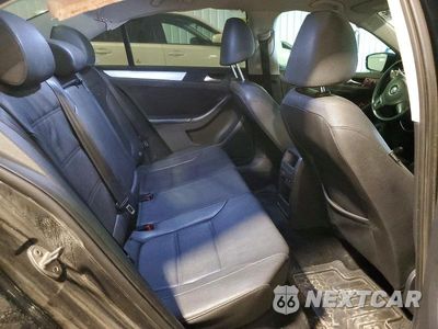 Zdjęcie 10 z 12 samochodu: 2011 VOLKSWAGEN JETTA TDI VIN:3VW3L7AJ4BM112995 - miniatura