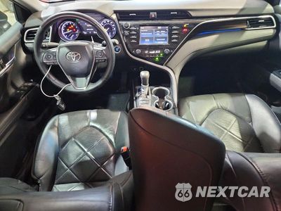 Zdjęcie 8 z 13 samochodu: 2018 TOYOTA CAMRY XLE VIN:4T1B11HK1JU658899 - miniatura