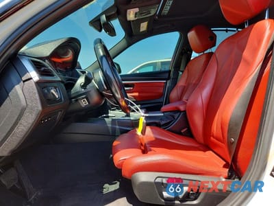 Zdjęcie 7 z 12 samochodu: 2018 BMW 330 XI VIN:WBA8D9G57JNU71299 - miniatura