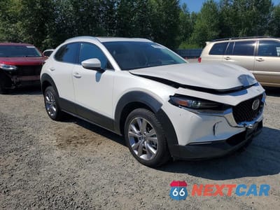 Czwarte zdjęcie samochodu z boku: 2023 MAZDA CX-30 PREMIUM VIN:3MVDMBDM5PM576199 - miniatura