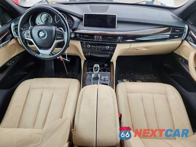 Zdjęcie 8 z 12 samochodu: 2018 BMW X5 SDRIVE35I VIN:5UXKR2C53J0X10334 - miniatura