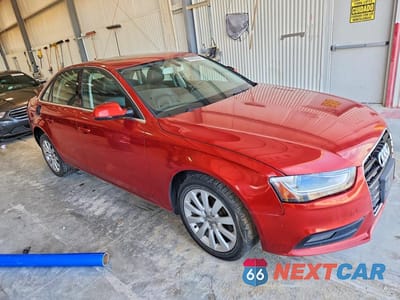 Czwarte zdjęcie samochodu z boku: 2013 AUDI A4 PREMIUM VIN:WAUBFAFL3DN036608 - miniatura