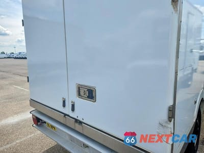 Zdjęcie 10 z 13 samochodu: 2020 FORD TRANSIT T-350 VIN:1FDBW5Z82LKB24935 - miniatura