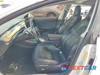 Zdjęcie 7 z 12 samochodu: 2018 TESLA MODEL 3 VIN:5YJ3E1EA7JF007505 - miniatura