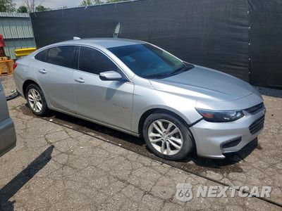 Czwarte zdjęcie samochodu z boku: 2018 CHEVROLET MALIBU LT VIN:1G1ZD5ST1JF237751 - miniatura