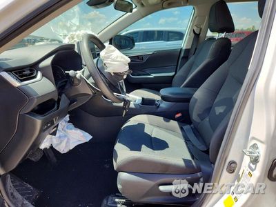 Zdjęcie 7 z 12 samochodu: 2024 TOYOTA RAV4 LE VIN:2T3H1RFV9RW341235 - miniatura