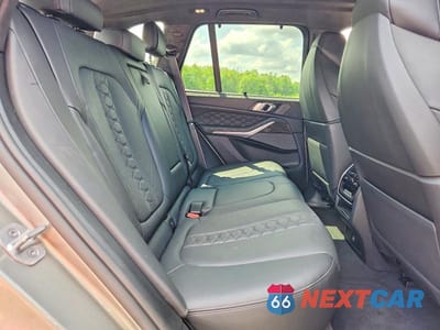 Zdjęcie 11 z 13 samochodu: 2021 BMW X5 M VIN:5YMJU0C02M9D94553 - miniatura