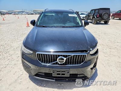 Piąte zdjęcie samochodu w środku: 2025 VOLVO XC40 CORE VIN:YV4L12UJ1S2558064 - miniatura