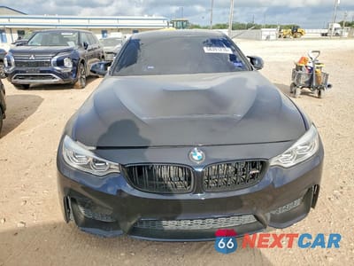Piąte zdjęcie samochodu w środku: 2016 BMW M4 VIN:WBS3R9C50GK335958 - miniatura