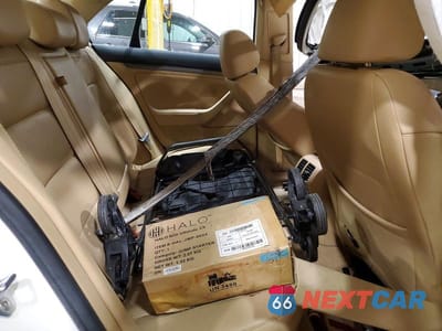 Zdjęcie 10 z 12 samochodu: 2008 VOLKSWAGEN JETTA SE VIN:3VWRZ71K68M012911 - miniatura