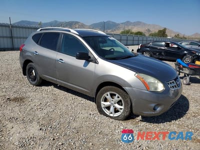 Czwarte zdjęcie samochodu z boku: 2010 NISSAN ROGUE SL VIN:JN8AS5MT9AW001618 - miniatura