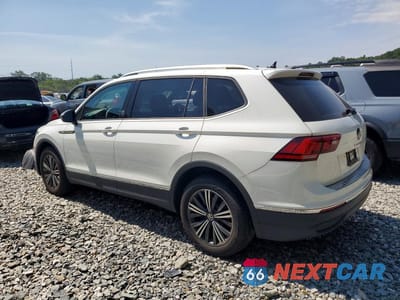 Drugie zdjęcie samochodu z przodu: 2024 VOLKSWAGEN TIGUAN WOLFSBURG VIN:3VVAB7AX8RM223837 - miniatura