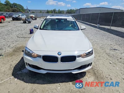 Piąte zdjęcie samochodu w środku: 2015 BMW 328 XI VIN:WBA3G7C55FK481317 - miniatura