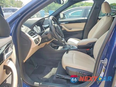 Zdjęcie 7 z 12 samochodu: 2021 BMW X1 XDRIVE28I VIN:WBXJG9C0XM5T68911 - miniatura