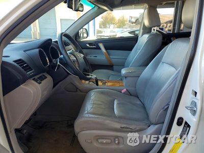 Zdjęcie 7 z 14 samochodu: 2008 TOYOTA HIGHLANDER HYBRID LIMITED VIN:JTEEW44AX82004891 - miniatura