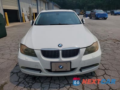 Piąte zdjęcie samochodu w środku: 2006 BMW 330 I VIN:WBAVB33566KS38972 - miniatura