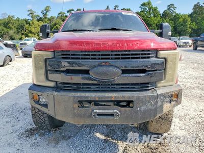 Piąte zdjęcie samochodu w środku: 2019 FORD F350 SUPER DUTY VIN:1FT8W3BT6KEE41003 - miniatura