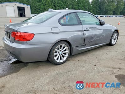 Trzecie zdjęcie samochodu z tyłu: 2012 BMW 328 XI SULEV VIN:WBAKF5C51CE656613 - miniatura